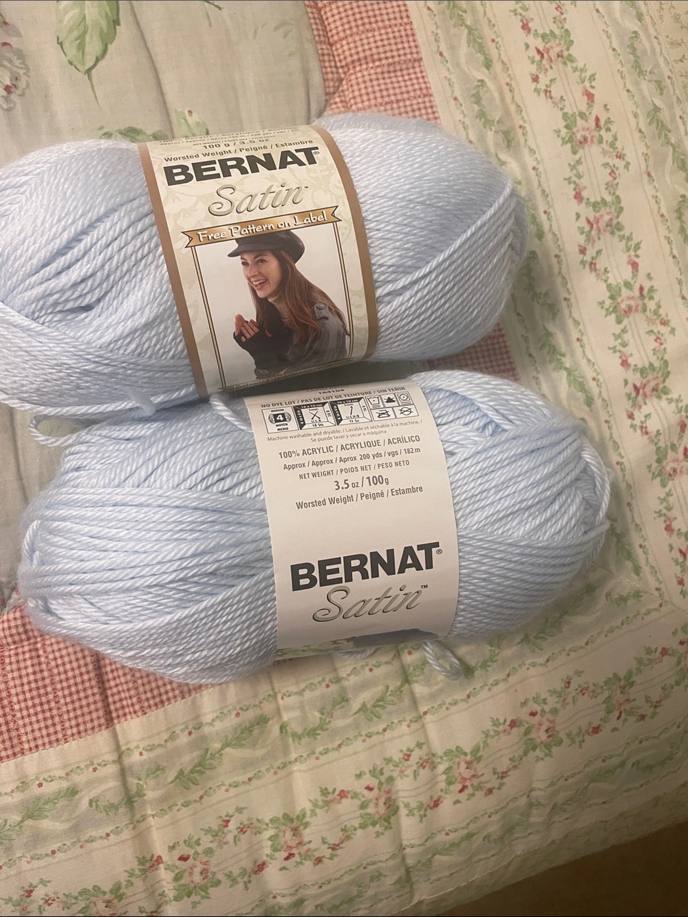 Satin Acrylic Yarn - Pale Blue Bernat. 2 Skiens